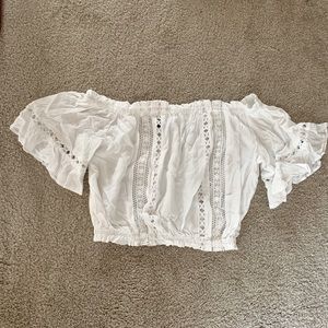 H&M | Cropped Lace Blouse